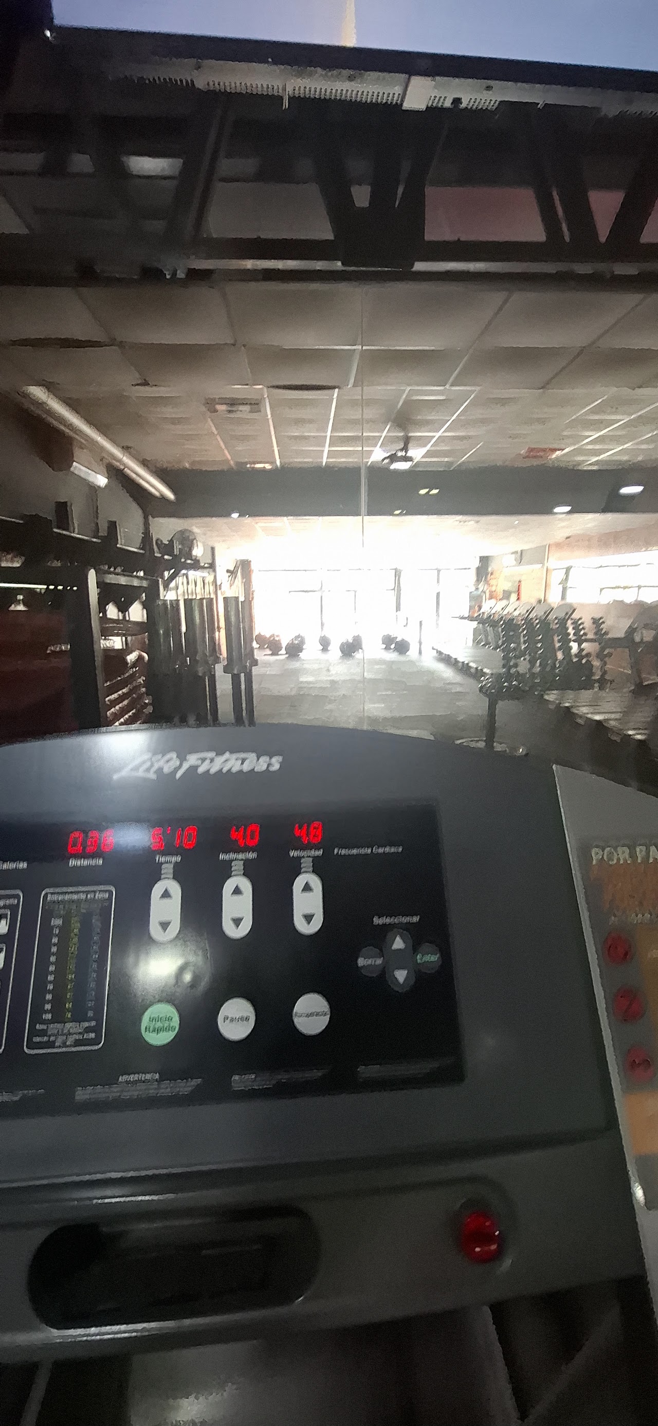 Equipamiento de Burn Fitness